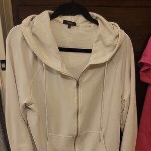 Quince Cream Zip-Up Hoodie